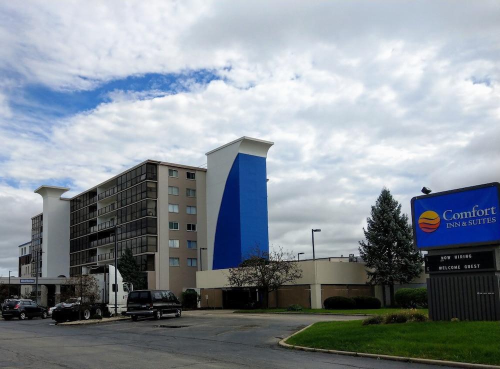 Comfort Inn & Suites Rochelle - Dekalb Exterior photo
