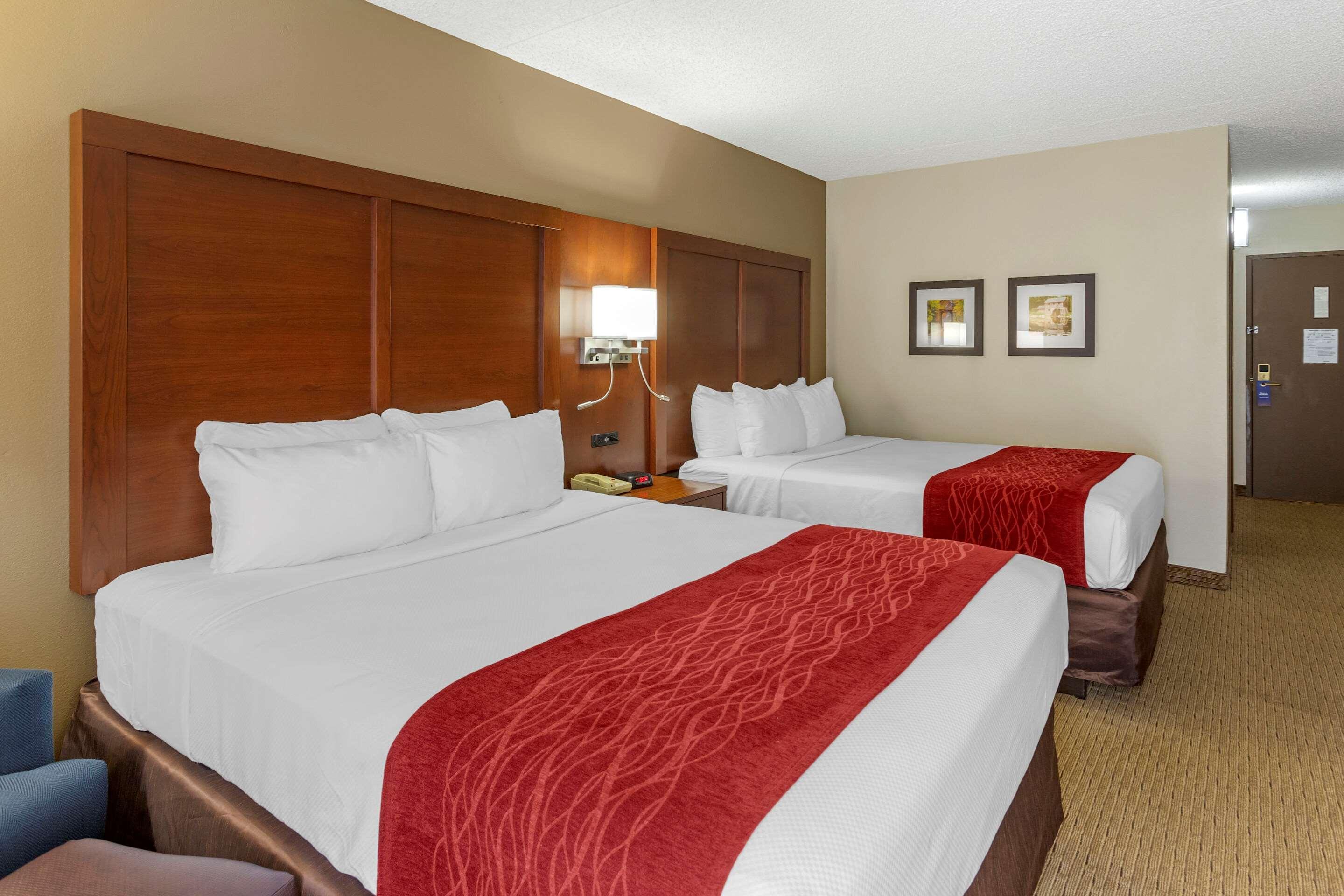 Comfort Inn & Suites Rochelle - Dekalb Exterior photo