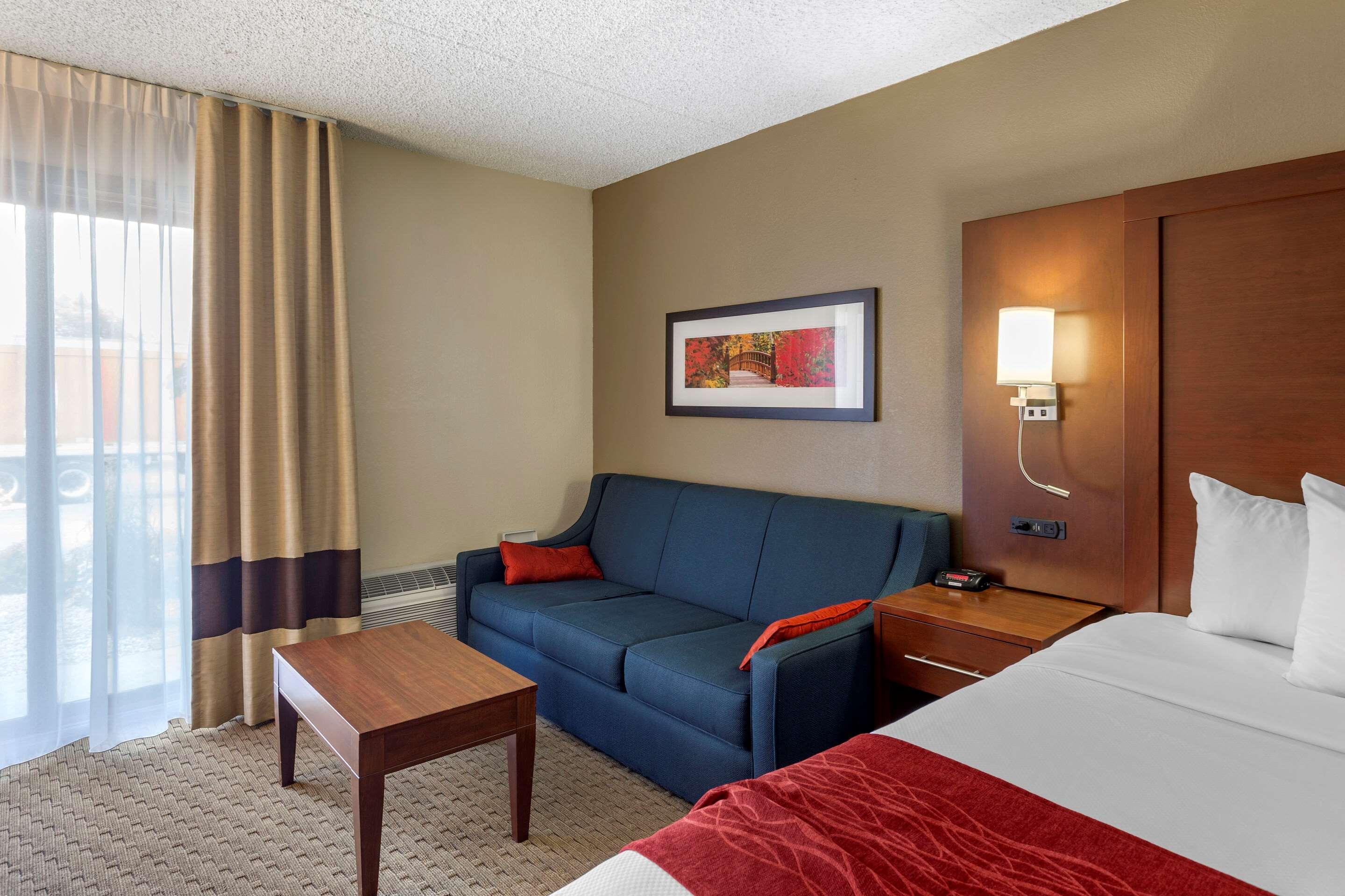 Comfort Inn & Suites Rochelle - Dekalb Exterior photo