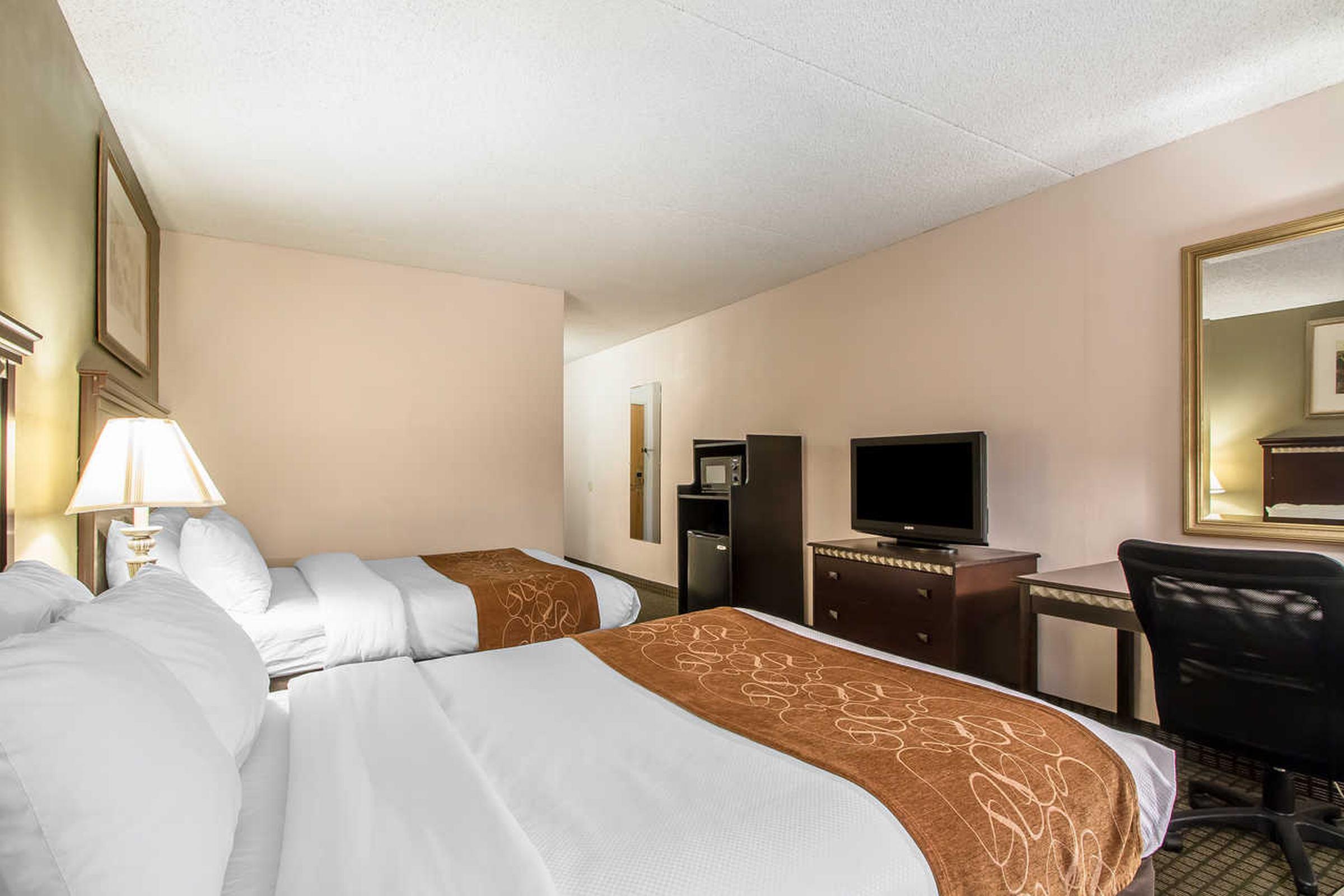 Comfort Inn & Suites Rochelle - Dekalb Exterior photo